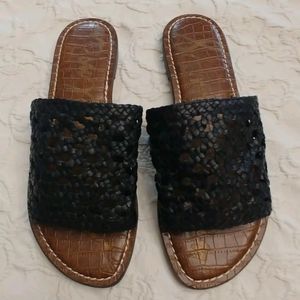 SUPER CUTE SAM ELDERMAN GENOVIA SLIDE SANDAL BLACK LEATHER